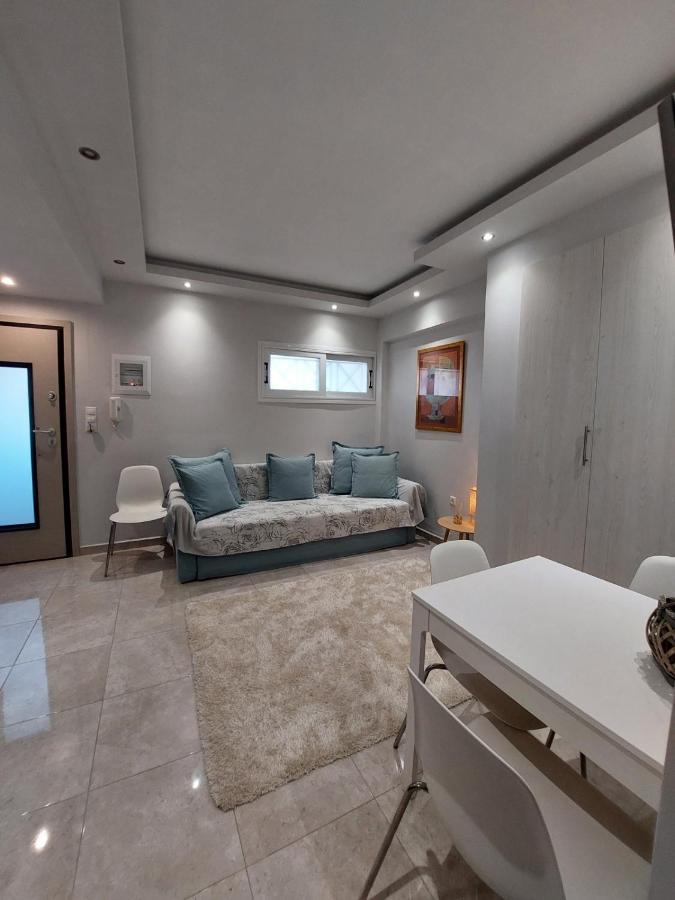 Zeppelin Apartment Лутраки Екстериор снимка