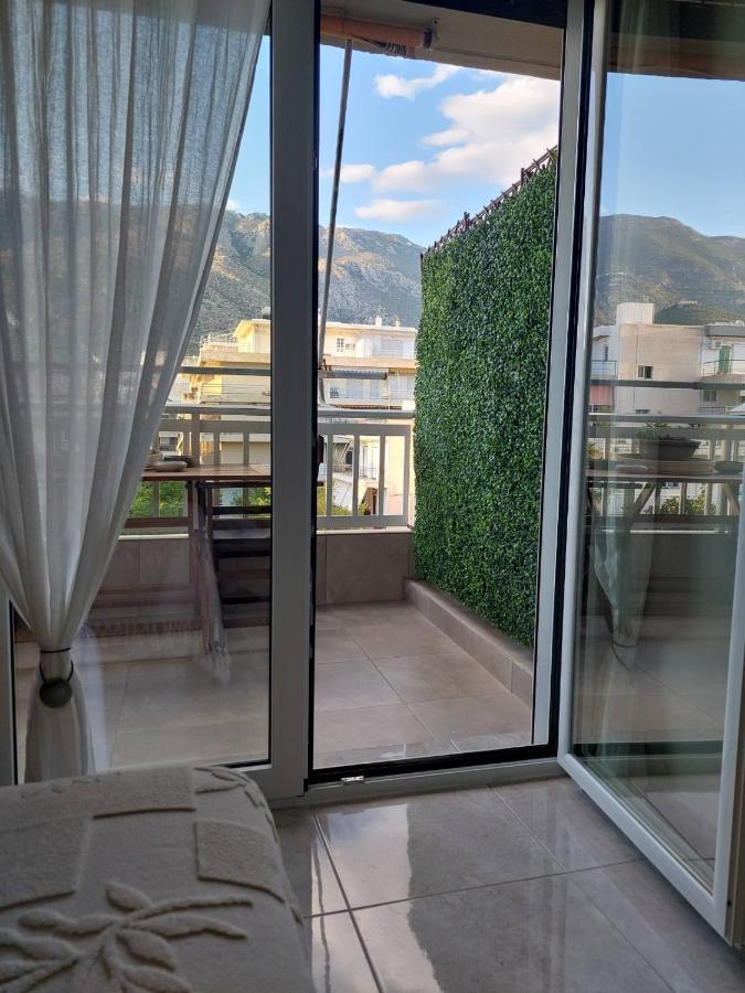 Zeppelin Apartment Лутраки Екстериор снимка